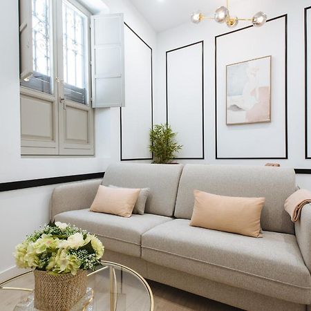 Azafran Suite Apartment Séville Extérieur photo