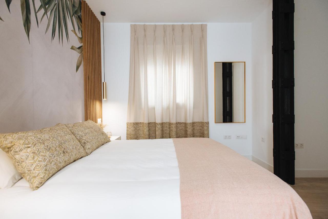 Azafran Suite Apartment Séville Extérieur photo