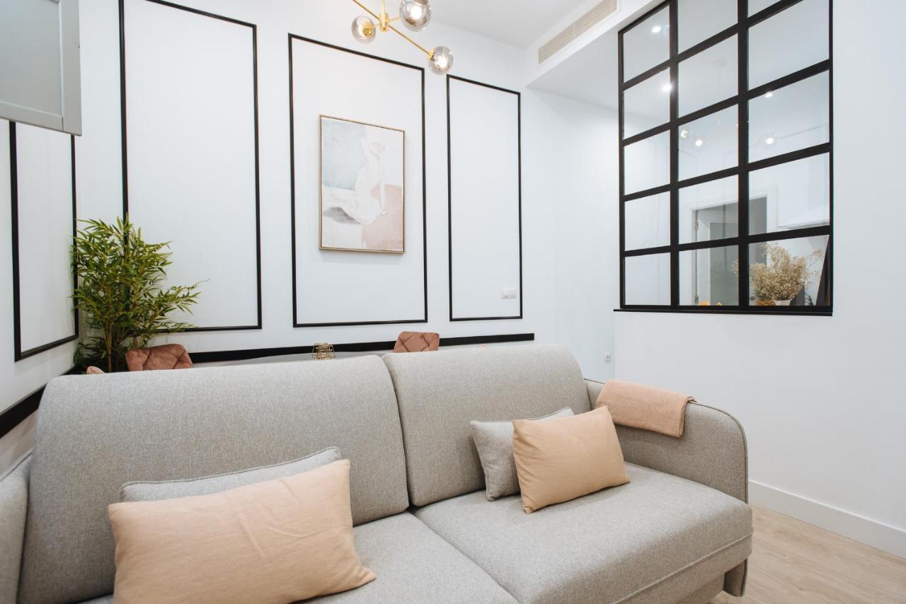 Azafran Suite Apartment Séville Extérieur photo